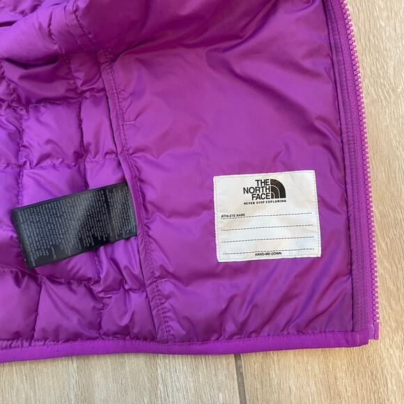 The North Face Girls Reversible Hooded Jacket 5T Purple Marble Print Puffer S23 - Picture 8 of 10